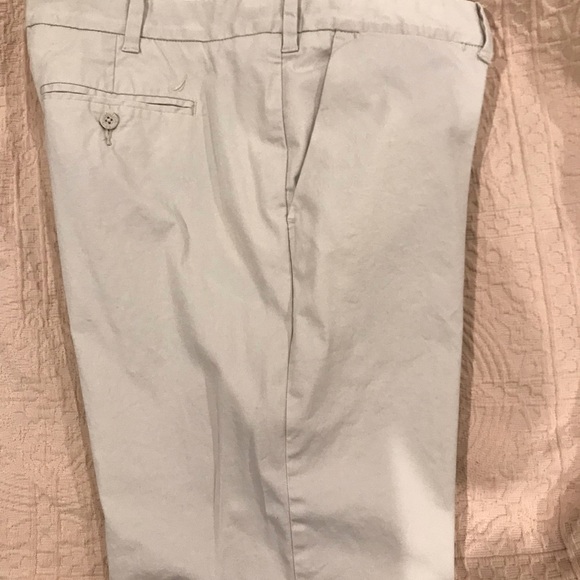 Mens chinos - Picture 1 of 3